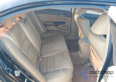 2008 Honda Accord 2.4 Ex-L z USA, uszkodzony, nr VIN 1HGCP26838A149236